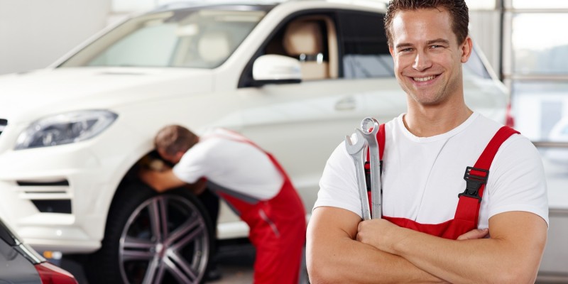 Auto in der Werkstatt